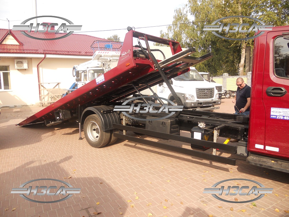 Эвакуатор Газон НЕКСТ со сдвижной платформой 6 метров